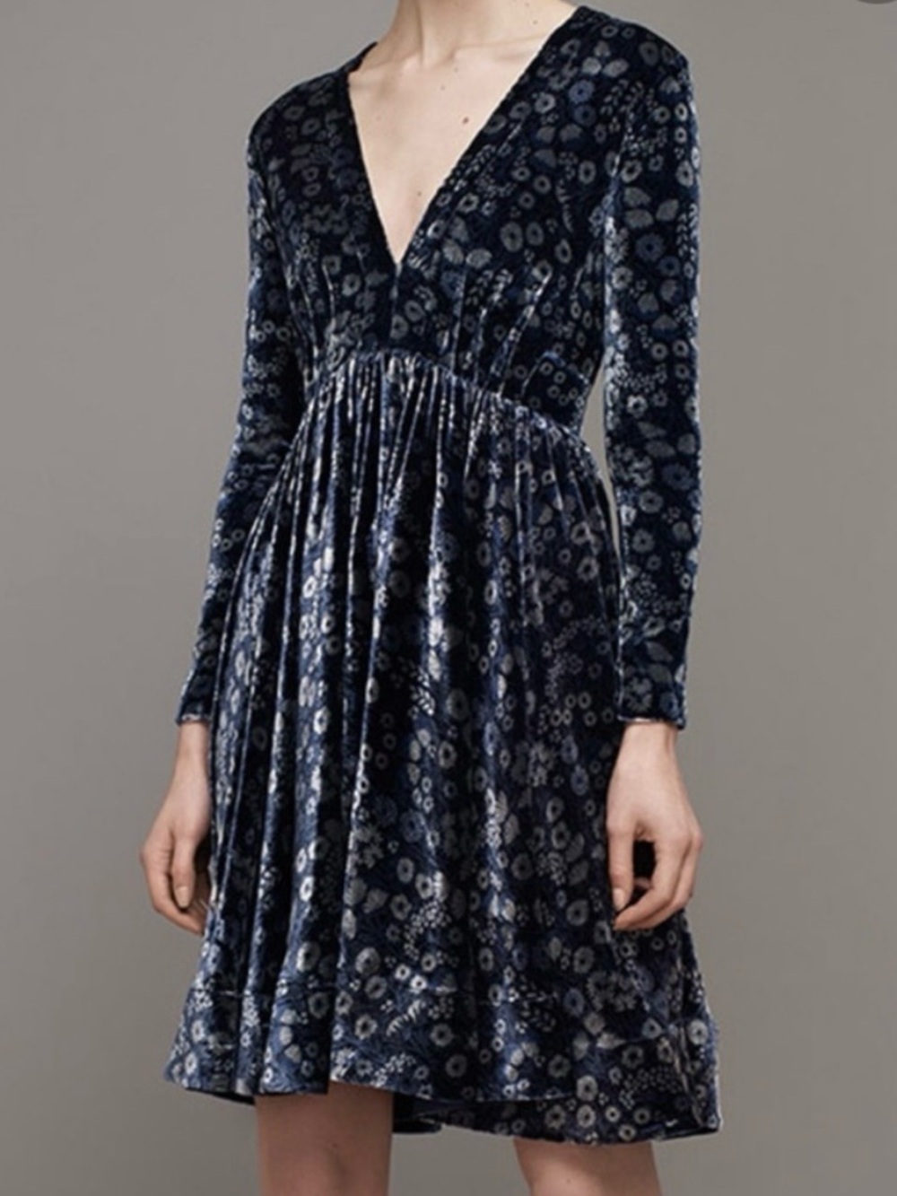 NWT Rebecca Taylor Velvet Navy Floral V-Neck Long Sleeve Dress Size 4